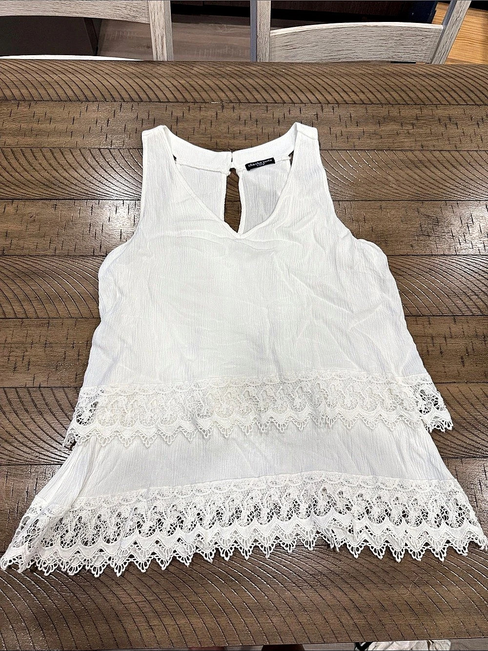 cha vente Lace Hem Tank Top in White XL Like New